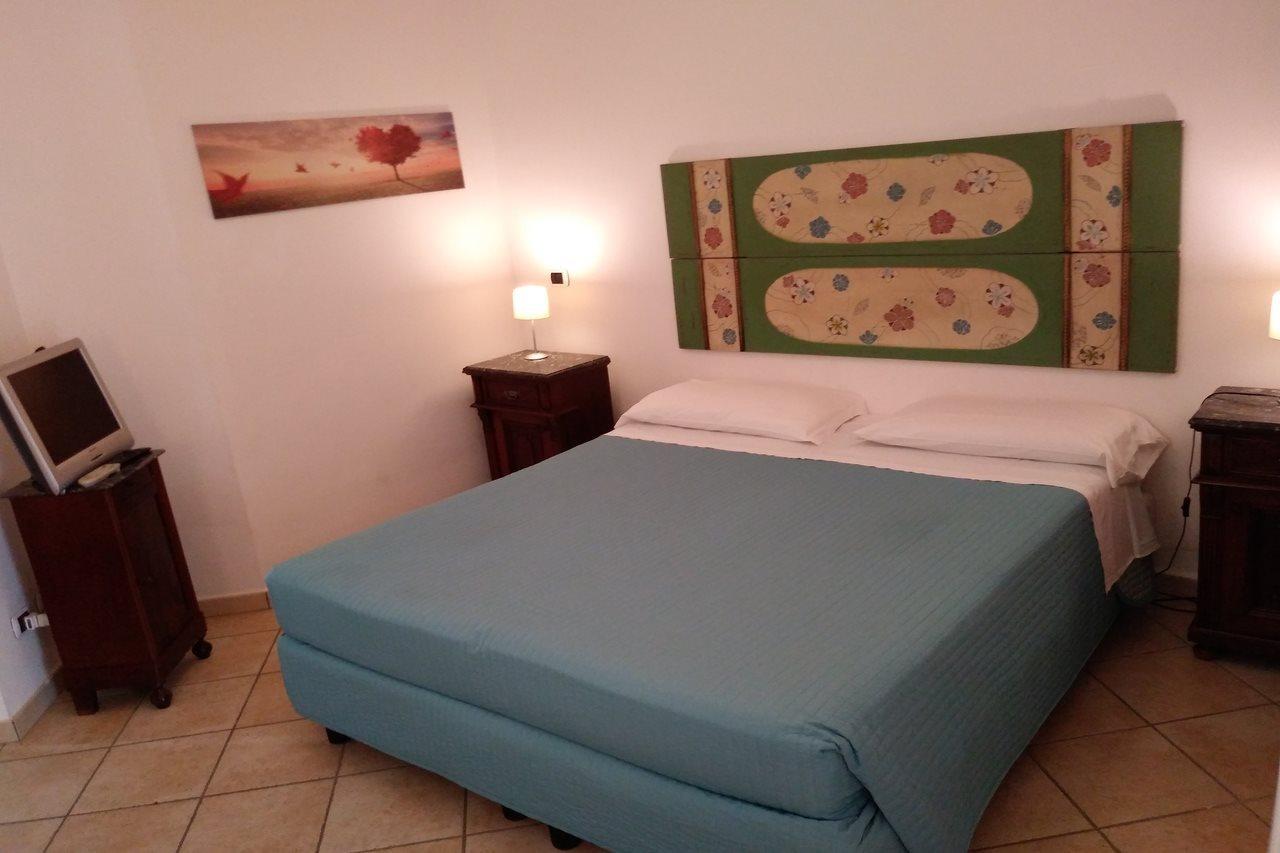 La Rosa Sul Mare Aparthotel Syracuse Exterior foto