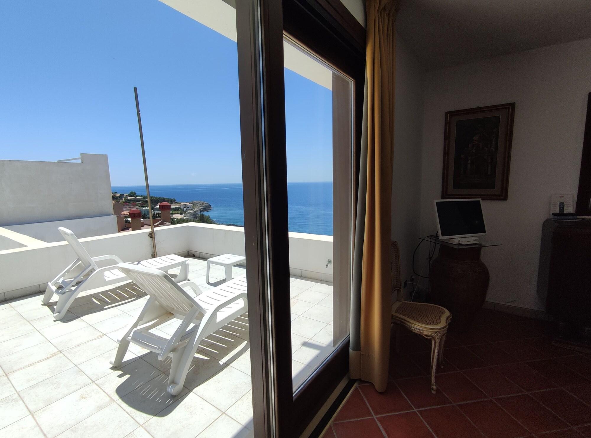 La Rosa Sul Mare Aparthotel Syracuse Exterior foto